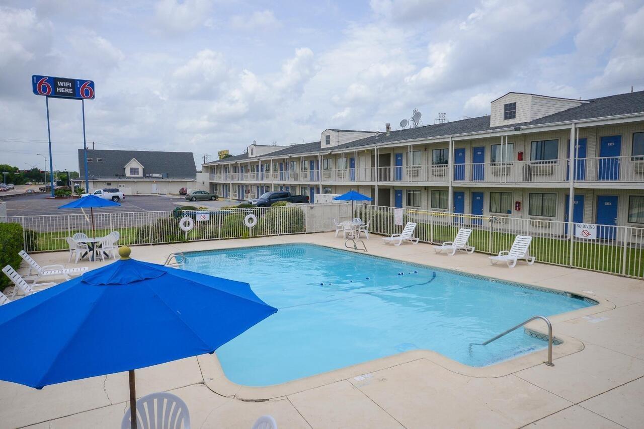 Motel 6-Webster, Tx - Houston - Nasa Lake Экстерьер фото
